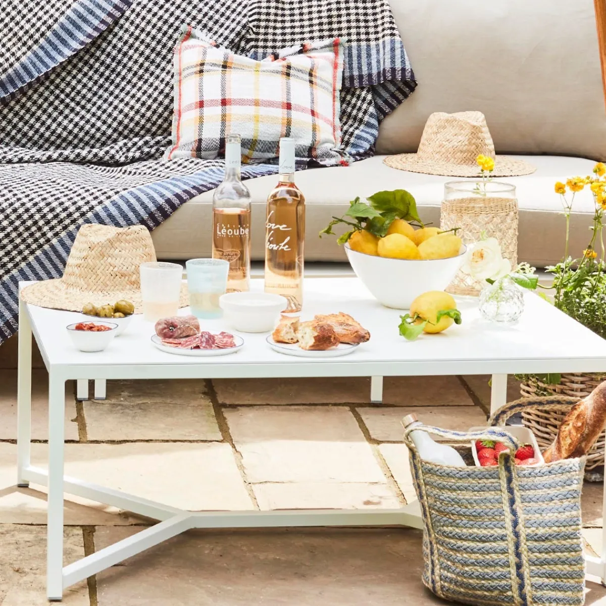 Daylesford Organic Kingham Coffee Table, White- Garden Furniture
