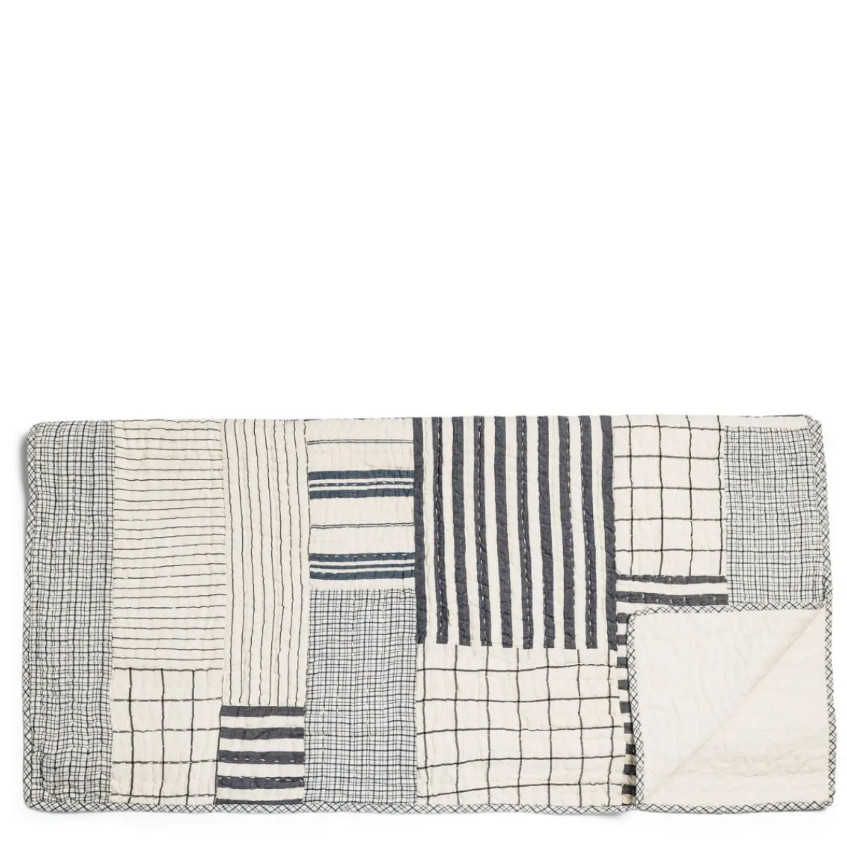 Daylesford Organic Patchwork Quilt Navy & White Small- Throws & Cushions|Tableware