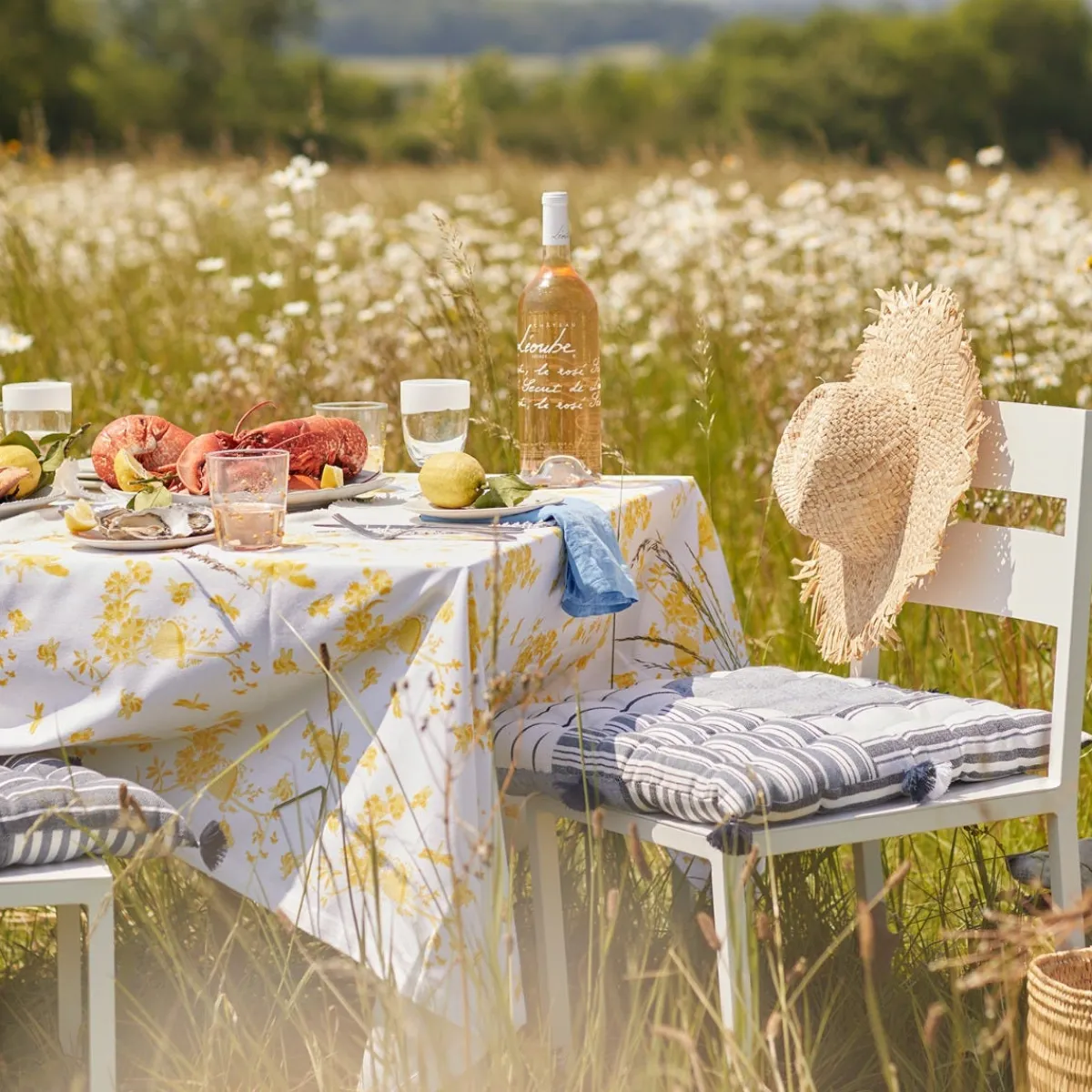 Daylesford Organic Yellow Beehive Tabletop Set- Tableware